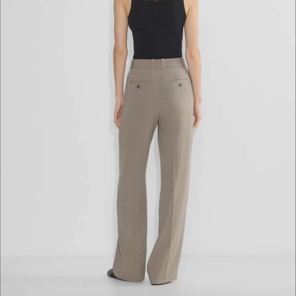 NWT - Aritzia - Babaton Agency Pant, Color Taupe, Size 2, Material Mirror Crepe - Picture 2 of 7